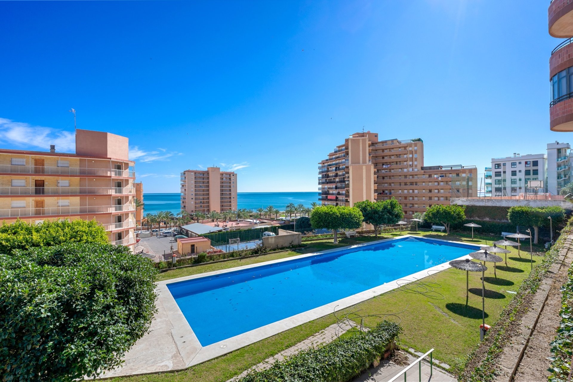 Újraértékesítés - Apartman - Arenales del Sol - Segunda linea playa