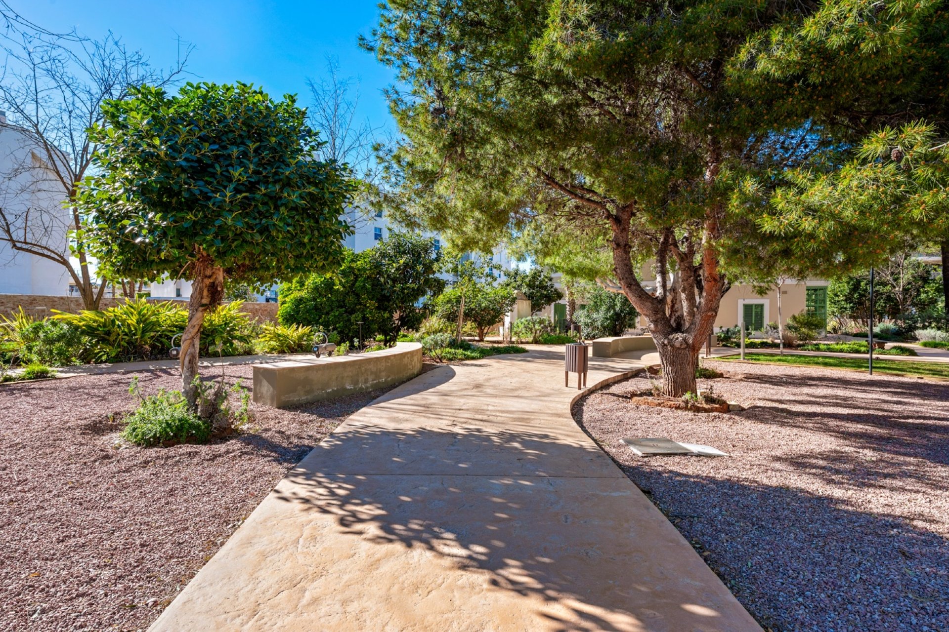 Újraértékesítés - Apartman - Denia - Puerto