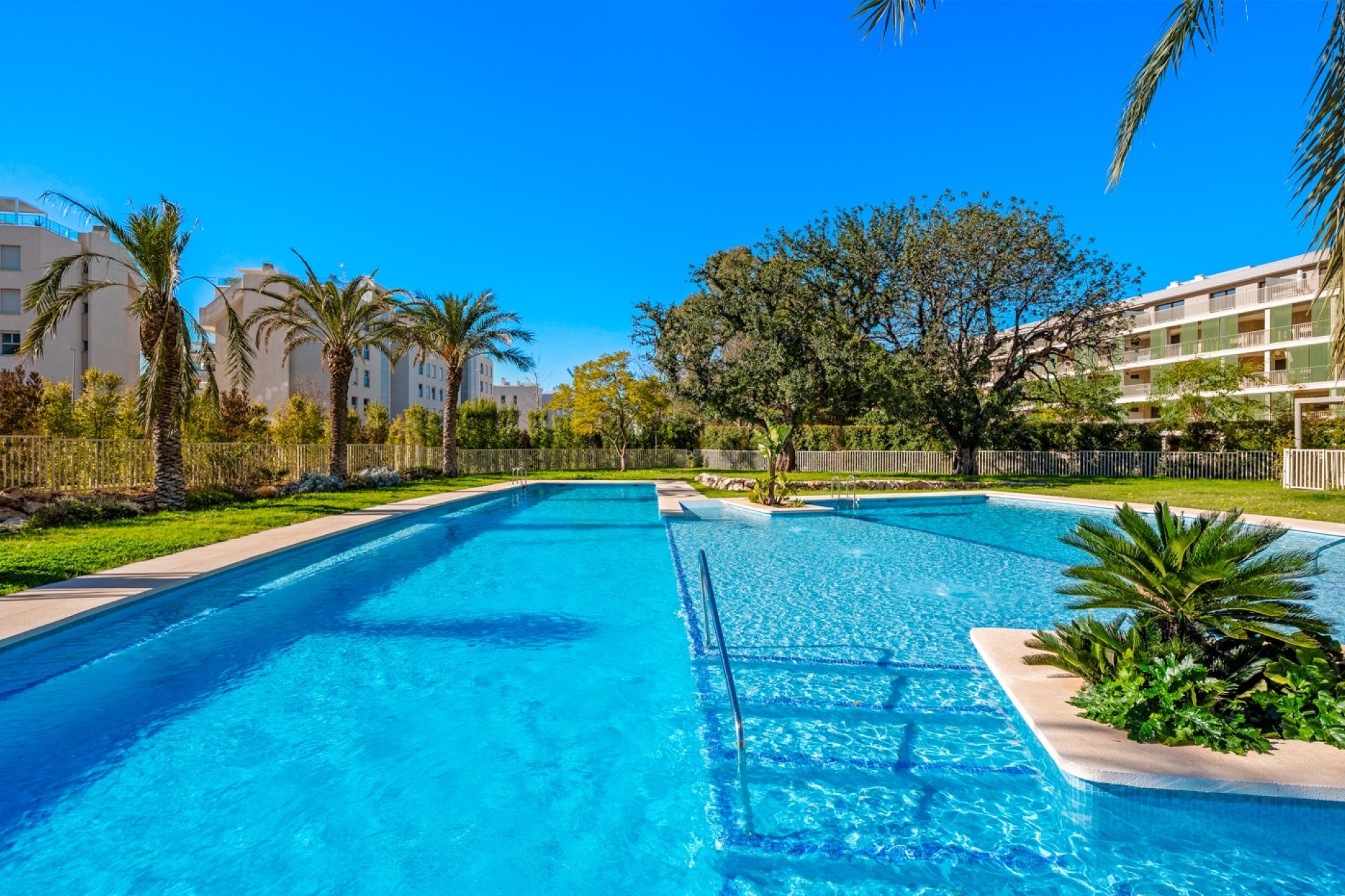 Újraértékesítés - Apartman - Denia - Puerto