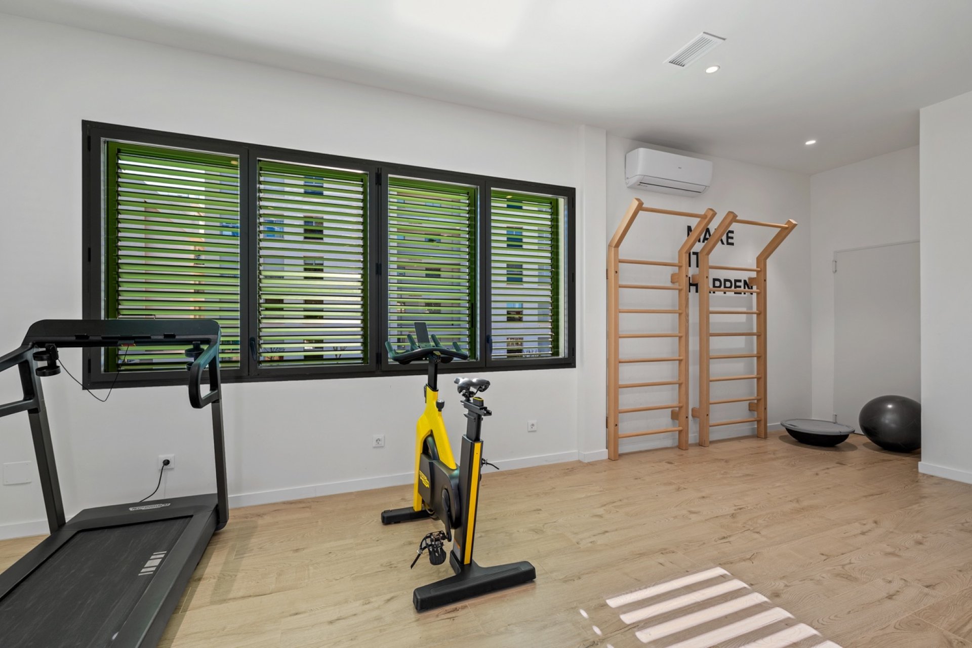 Újraértékesítés - Apartman - Denia - Puerto