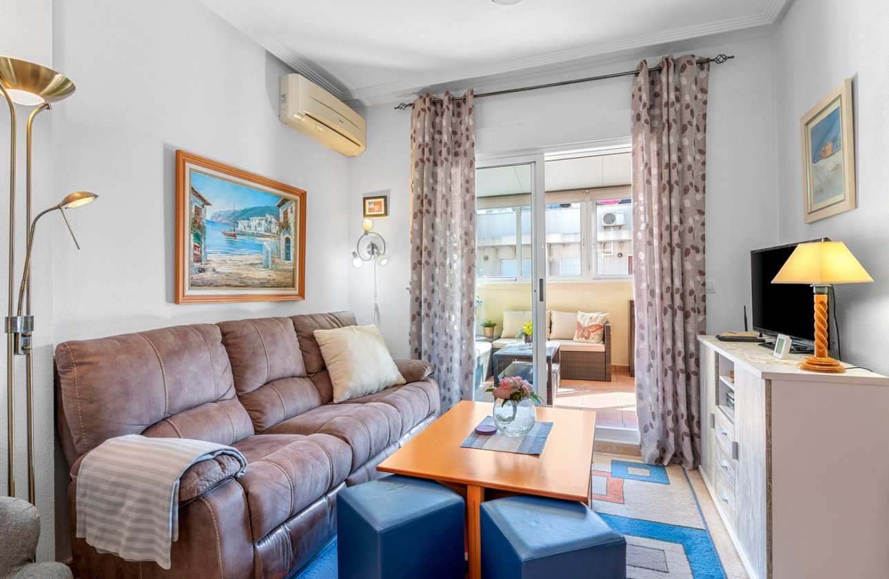 Újraértékesítés - Apartman - Torrevieja