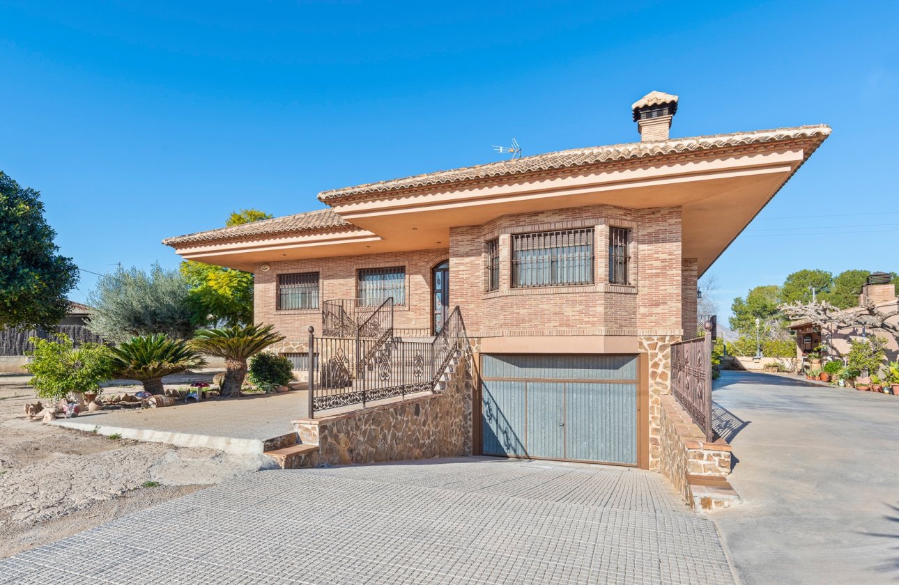 Újraértékesítés - Finca - Beniel - Carretera de Beniel