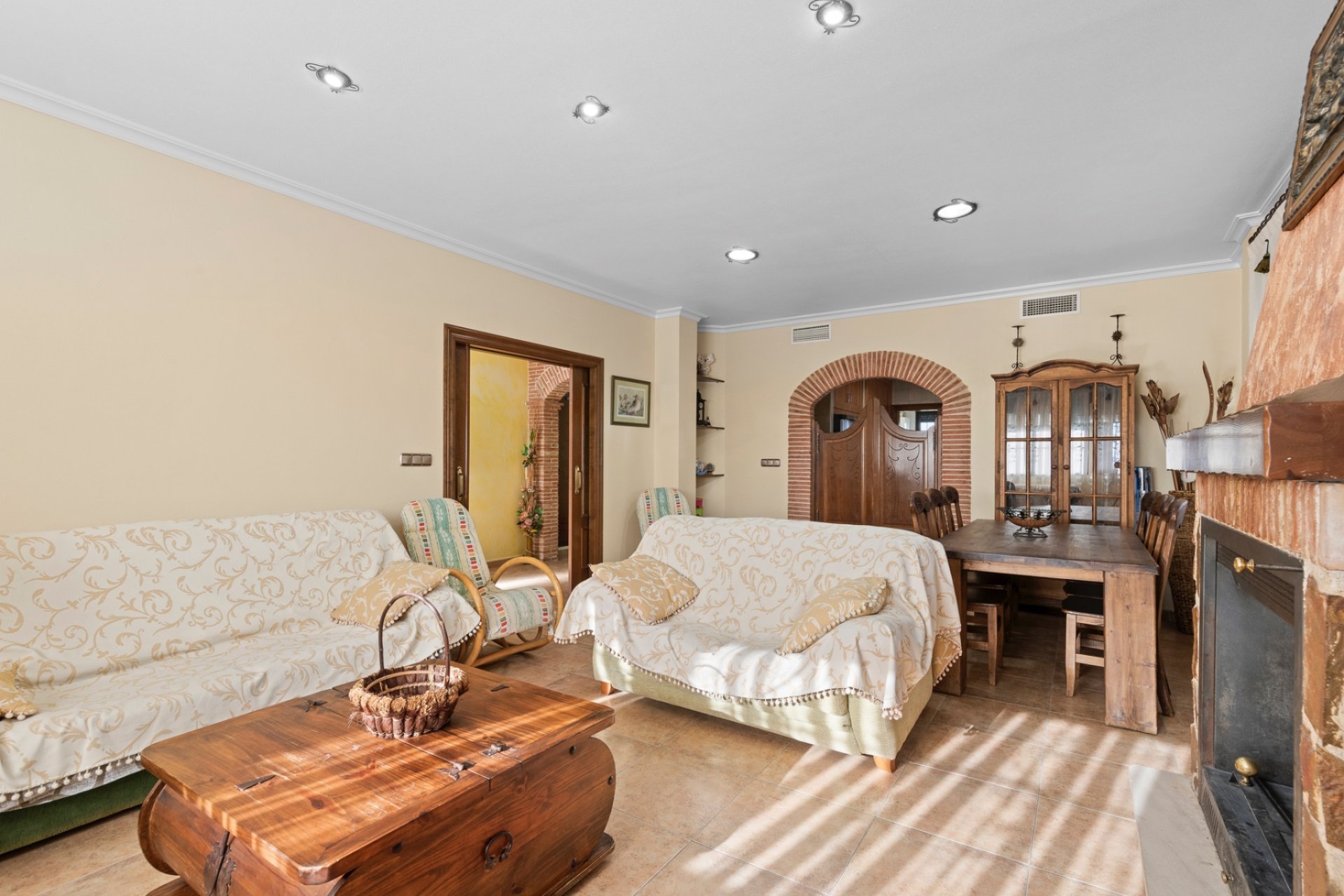 Újraértékesítés - Finca - Beniel - Carretera de Beniel