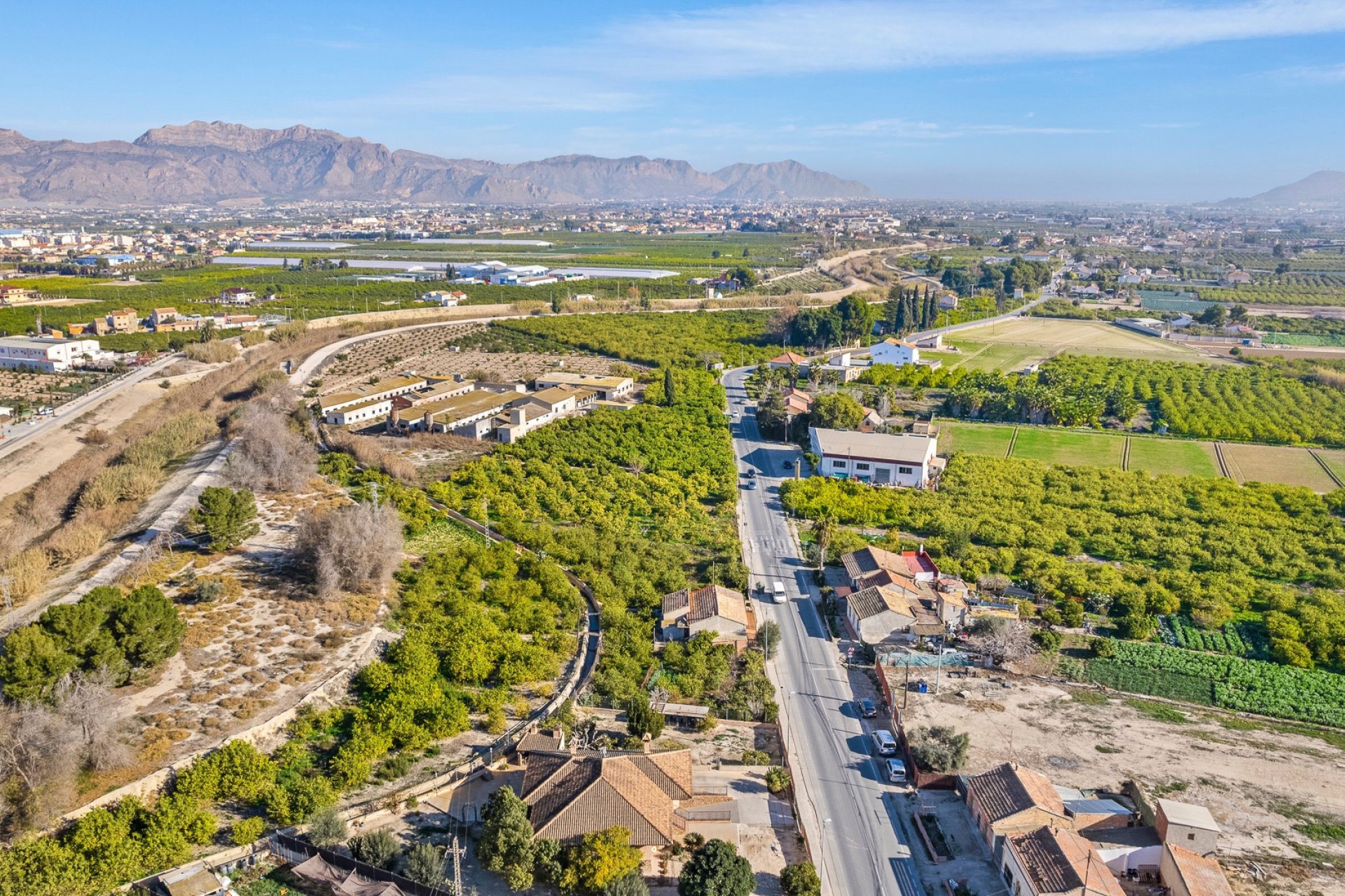 Újraértékesítés - Finca - Beniel - Carretera de Beniel
