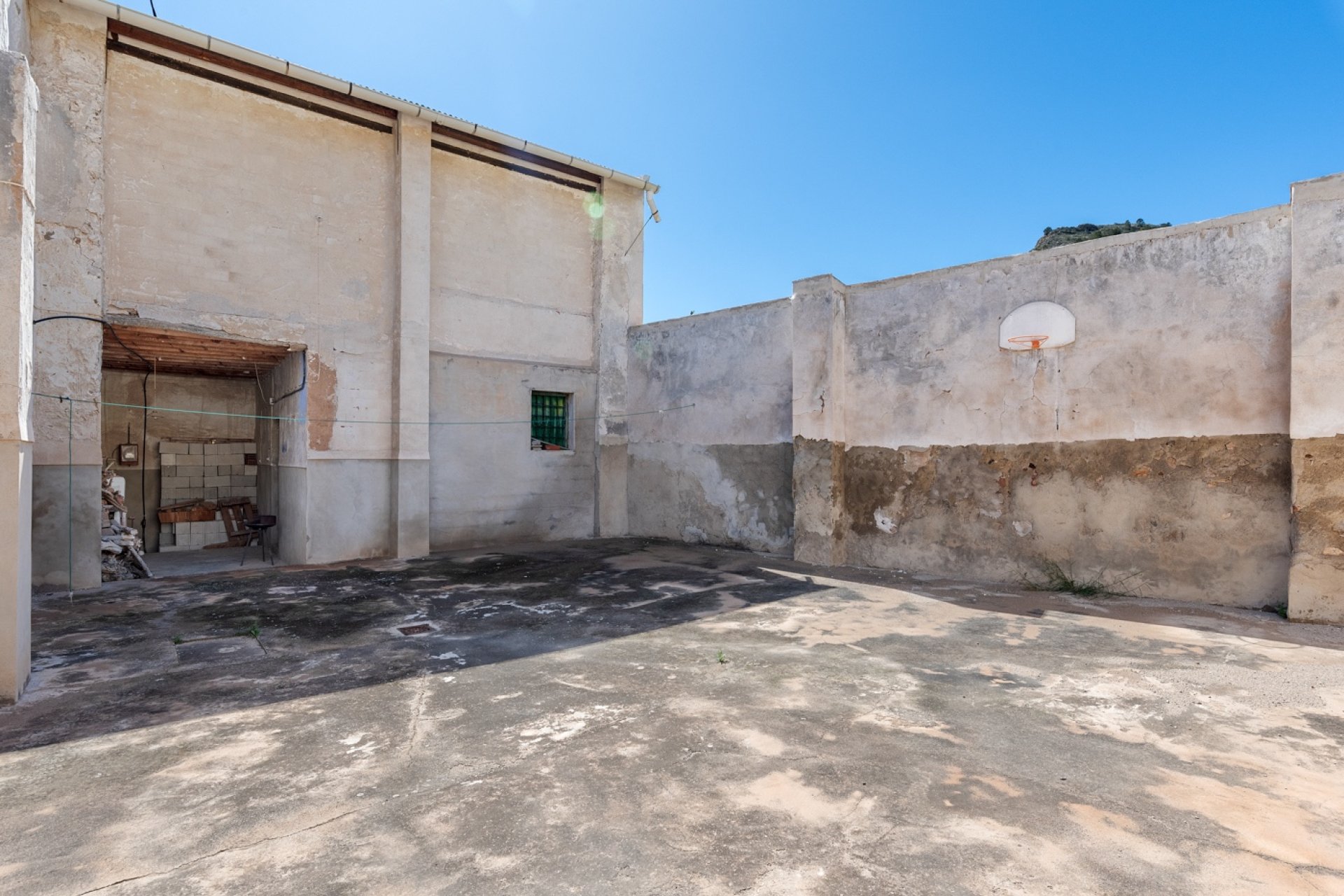 Újraértékesítés - finca - Orihuela
