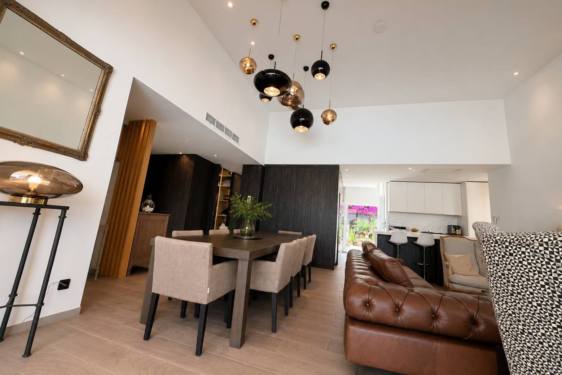 Újraértékesítés - Villa - Algorfa