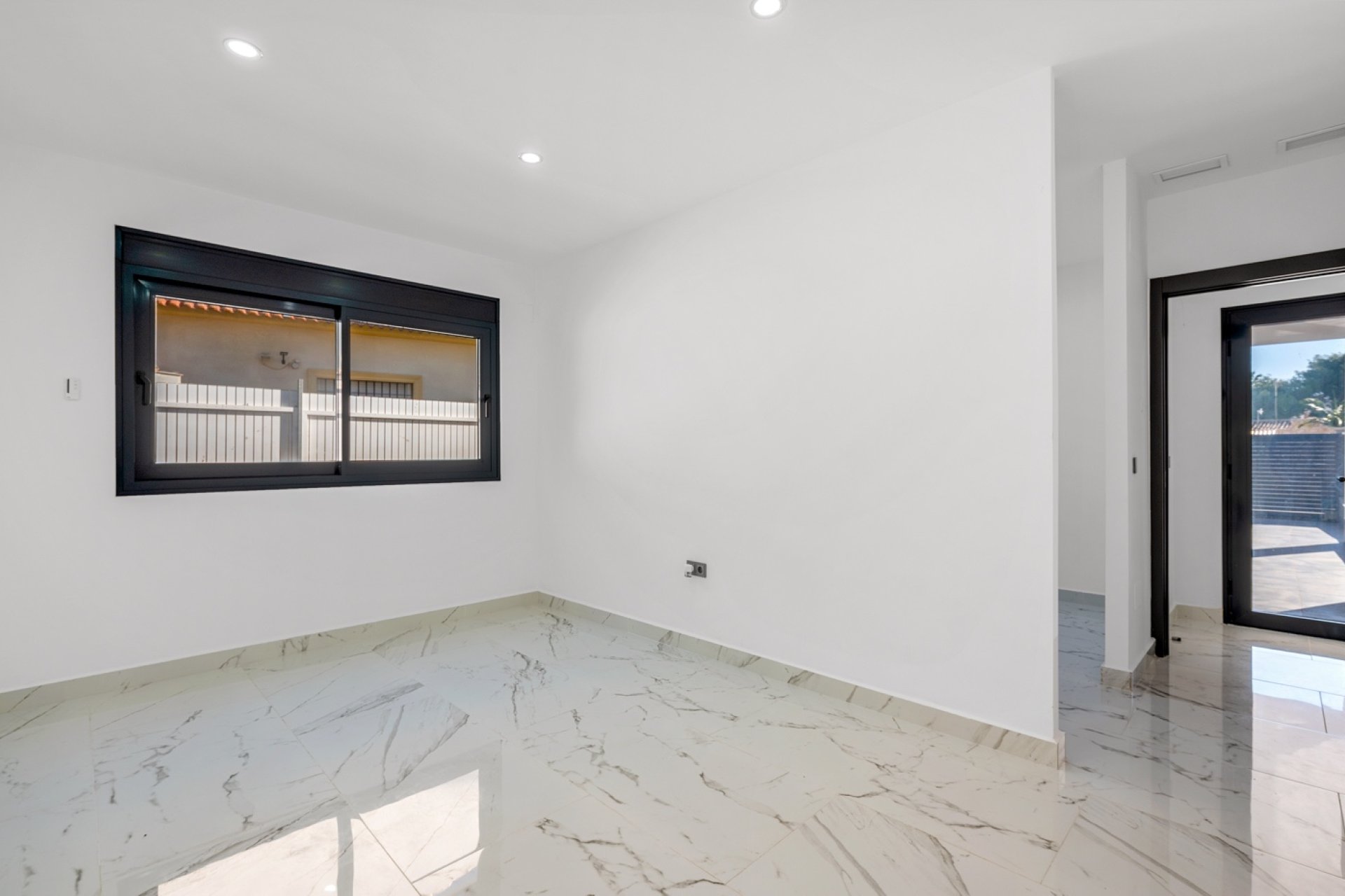 Újraértékesítés - Villa - Campoamor