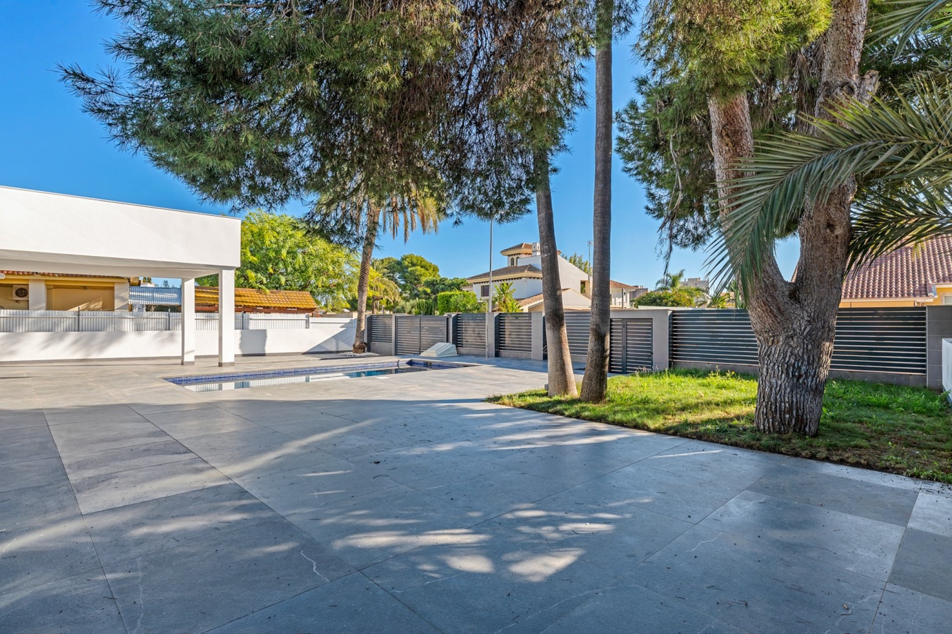 Újraértékesítés - Villa - Campoamor