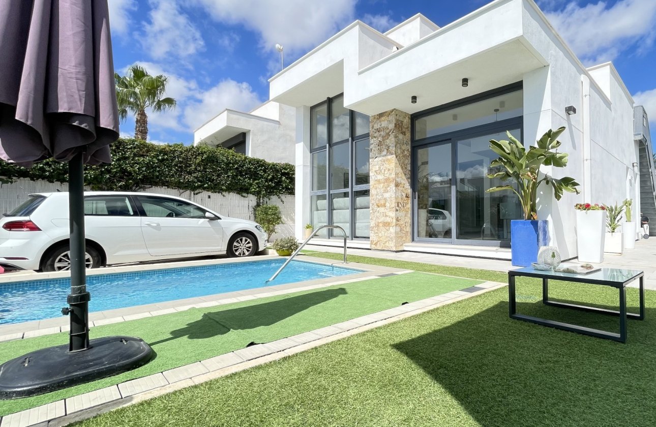 Újraértékesítés - Villa - Ciudad Quesada