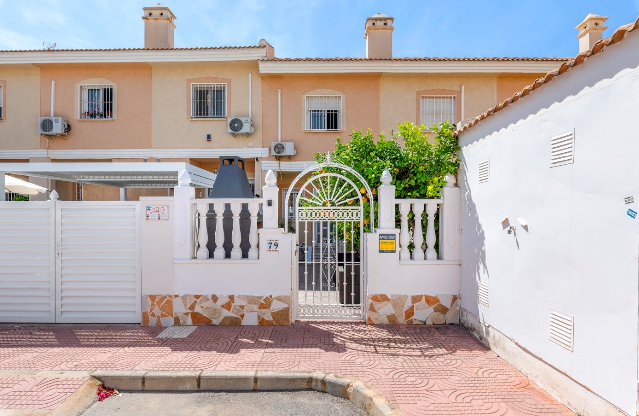 Újraértékesítés - Villa / ikerházfél - Ciudad Quesada - Doña pepa