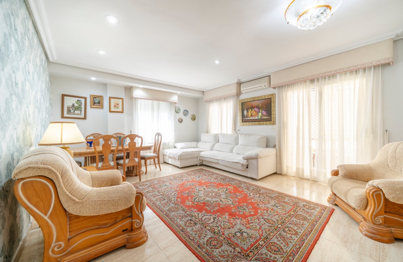 Újraértékesítés - Villa / ikerházfél - Guardamar del Segura - El moncayo