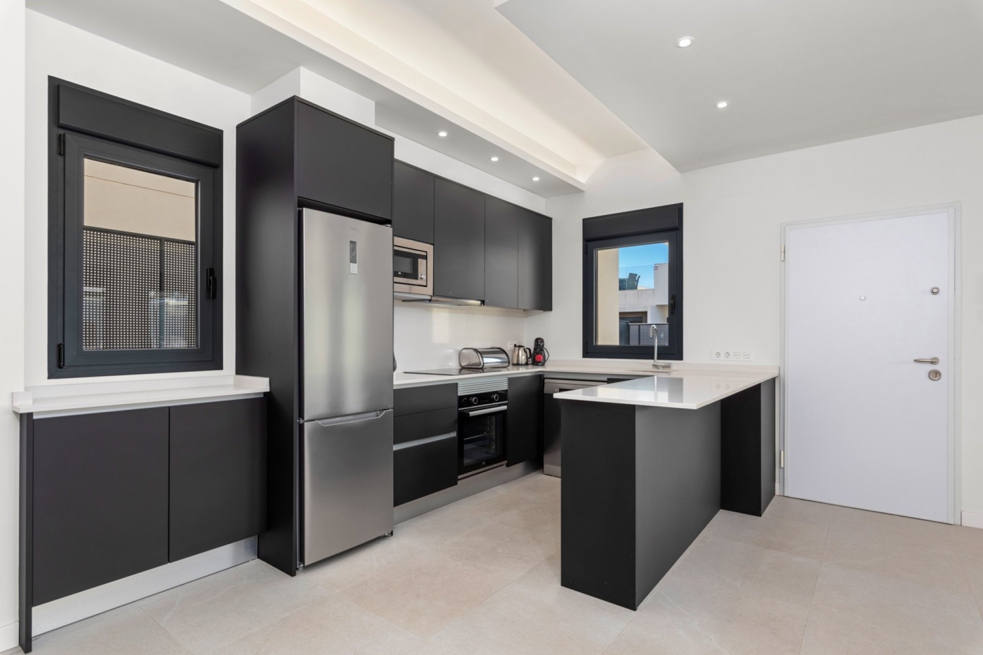 Újraértékesítés - Villa / ikerházfél - San Fulgencio - La Marina