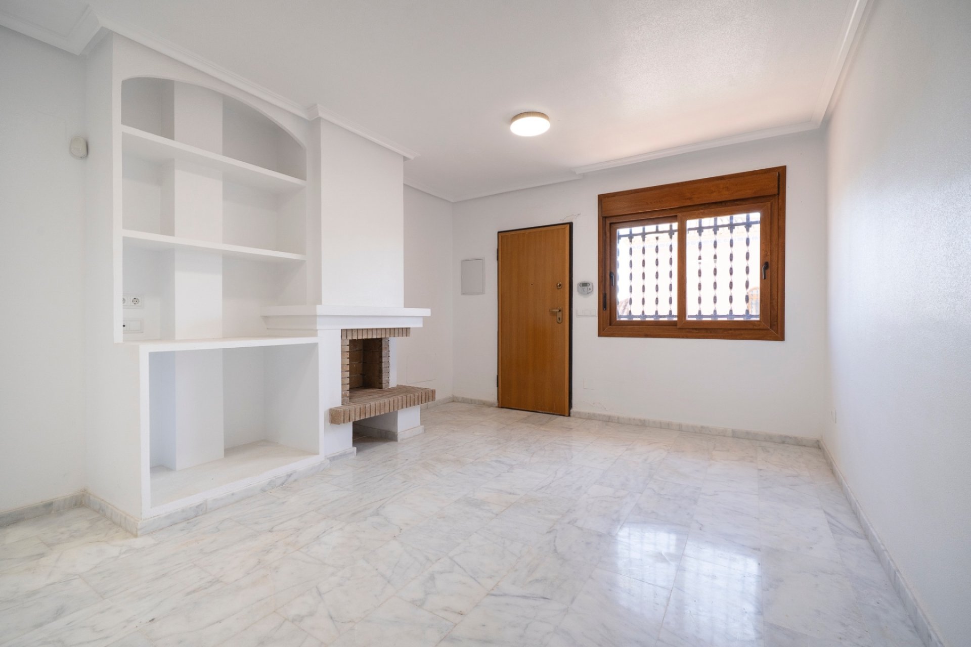 Újraértékesítés - Villa / ikerházfél - San Miguel de Salinas - San Miguel