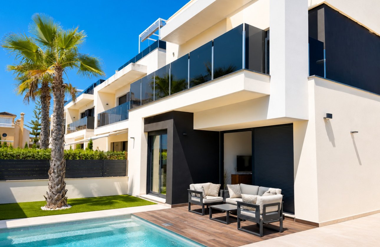Újraértékesítés - Villa - Orihuela Costa