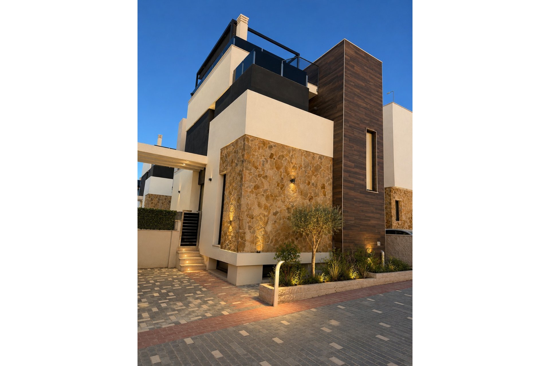 Újraértékesítés - Villa - Orihuela Costa