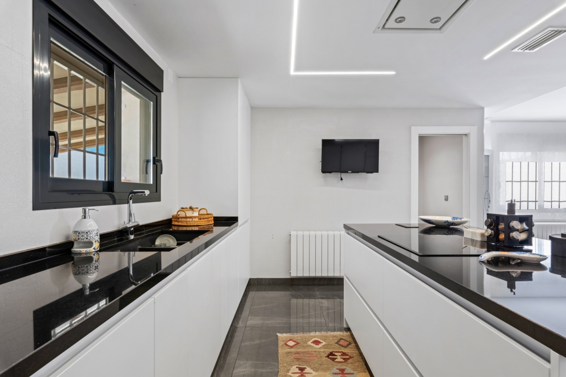Újraértékesítés - Villa - San Juan Alicante - Frank Espinós