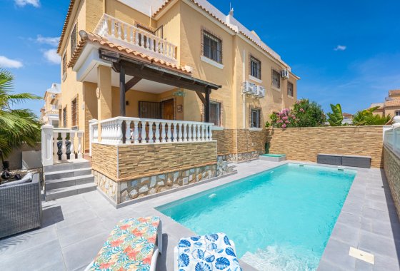 Villa / Doppelhaushälfte - Wiederverkauf - Ciudad Quesada - Ciudad Quesada - Rojales