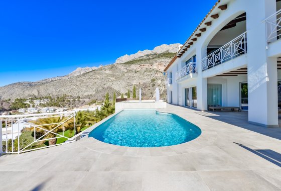 Villa - Перепродажа - Altea - Sierra de Altea