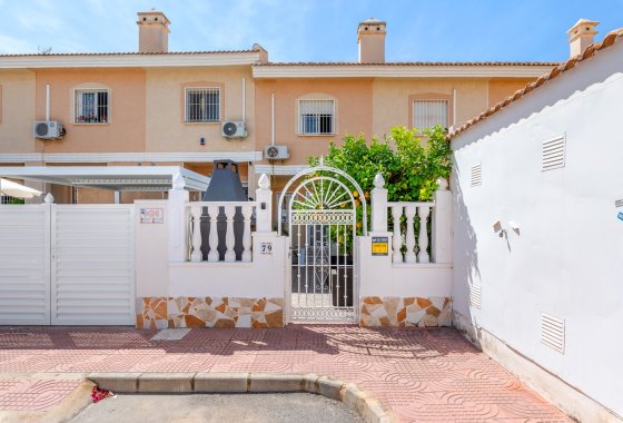 Вилла / Полуотдельная - Перепродажа - Ciudad Quesada - Doña pepa
