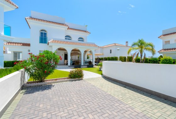 Villa - Resale - Rojales - AJ-1004