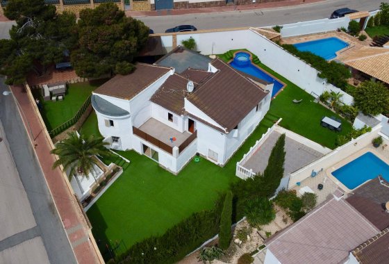 Villa - Resale - Torrevieja - Torrevieja