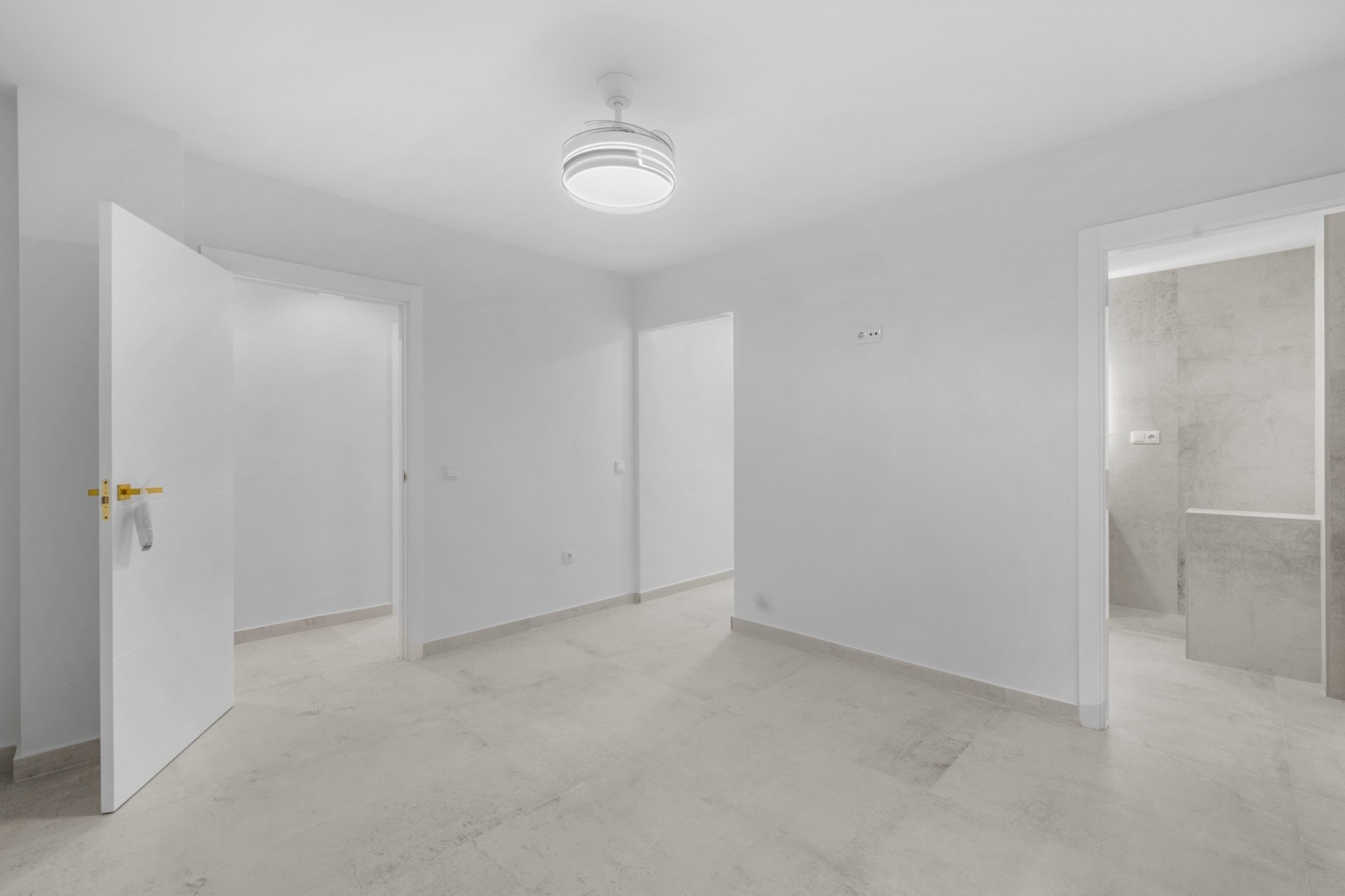 Wiederverkauf - Wohnung - Torrevieja - Playa del Acequión