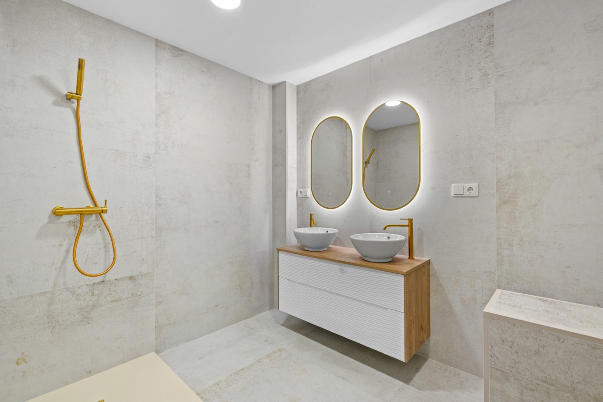 Wiederverkauf - Wohnung - Torrevieja - Playa del Acequión