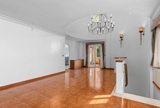 Перепродажа - Villa - Torrevieja - Los Balcones