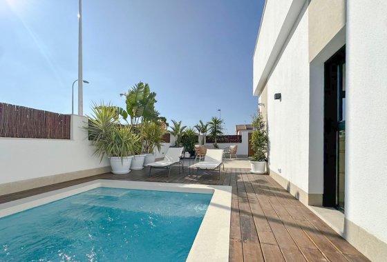 Resale - Semi-detached Villa - San Javier - Santiago de la Ribera