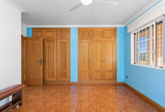 Перепродажа - Villa - Torrevieja - Los Balcones