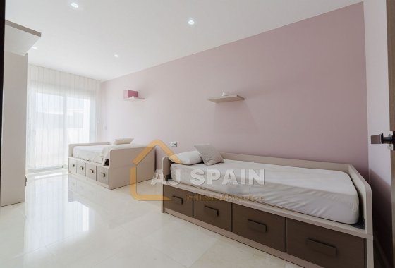 Resale - Apartment  - Fortuna