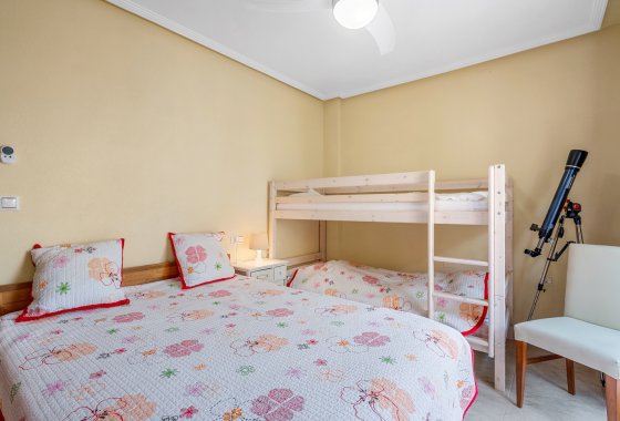 Resale - Semi-detached Villa - Orihuela Costa - Villamartín