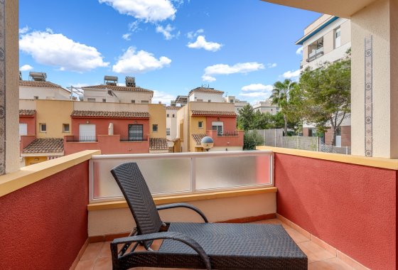 Resale - Semi-detached Villa - Orihuela Costa - Villamartín