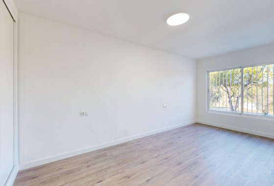 Újraértékesítés - Apartman - Orihuela Costa - Villamartín