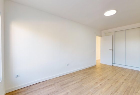 Újraértékesítés - Apartman - Orihuela Costa - Villamartín