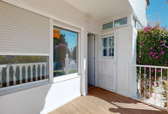 Újraértékesítés - Apartman - Orihuela Costa - Villamartín