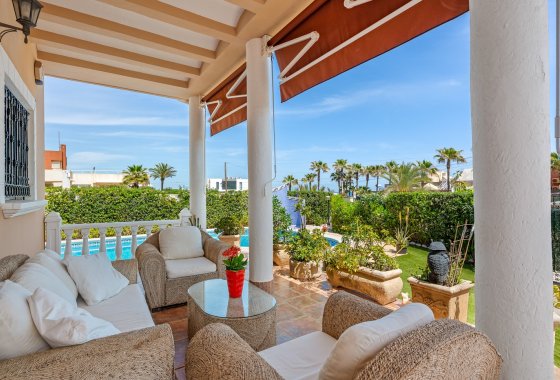 Resale - Villa - Torrevieja - La Mata