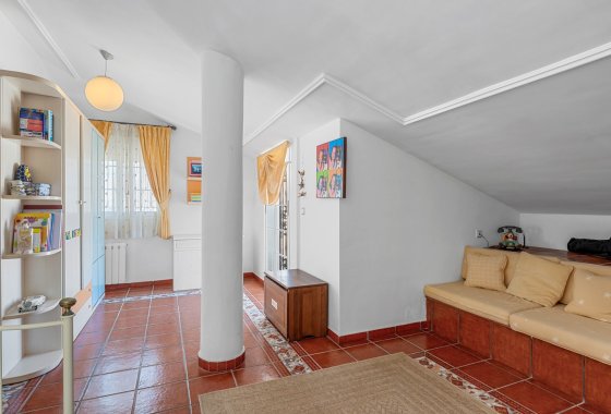 Resale - Villa - Torrevieja - La Mata