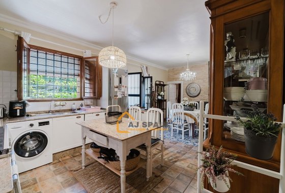 Resale - Villa - Lorca