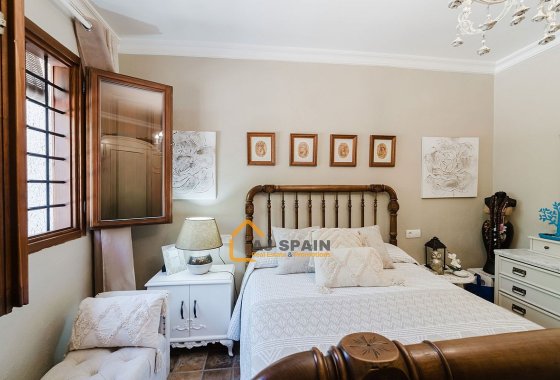 Resale - Villa - Lorca