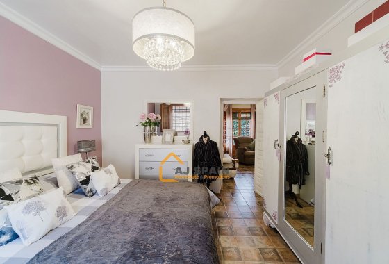 Resale - Villa - Lorca