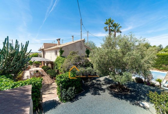 Resale - Villa - Lorca