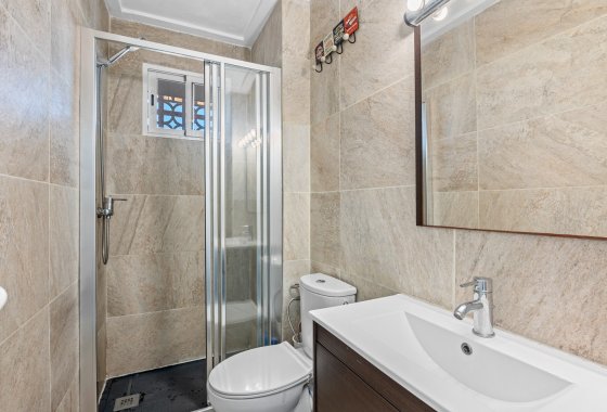 Reventa - Apartamento  - Santa Pola