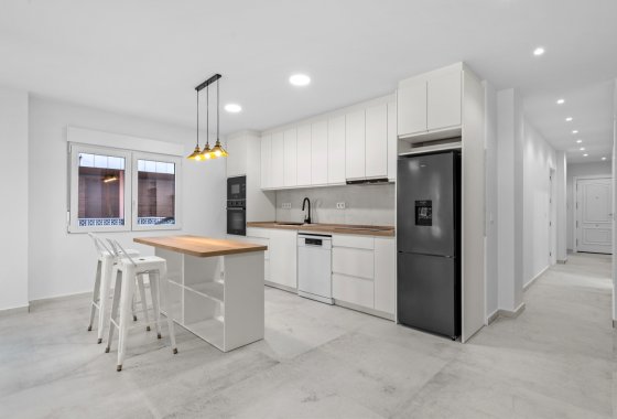 Újraértékesítés - Apartman - Torrevieja - Playa del Acequión