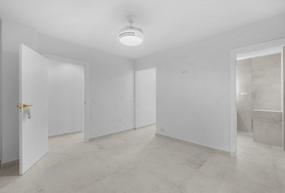 Újraértékesítés - Apartman - Torrevieja - Playa del Acequión