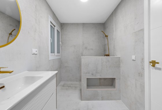 Újraértékesítés - Apartman - Torrevieja - Playa del Acequión