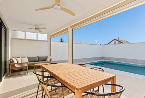 Herverkoop - Villa - Torrevieja - El chaparral