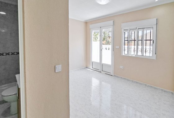Resale - Semi-detached Villa - San Fulgencio - Urb. La Marina