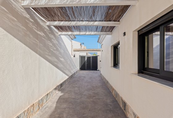 Herverkoop - Villa - Torrevieja - El chaparral