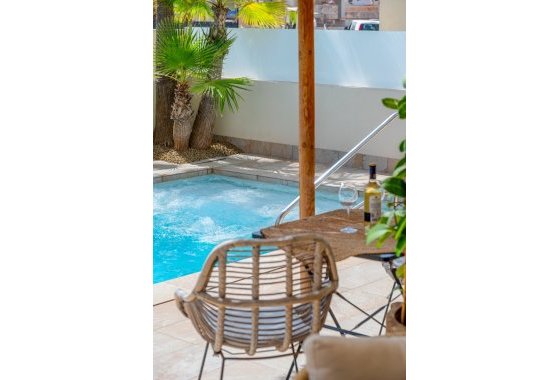 Resale - Villa - Benijofar